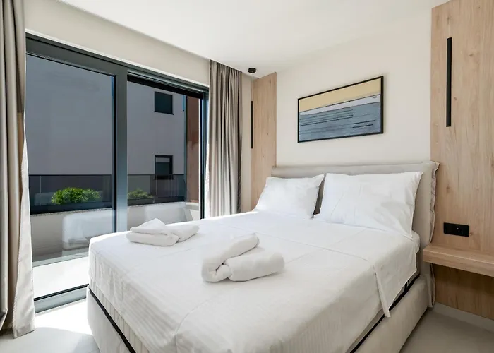 Helena Βίλα Μακάρσκα