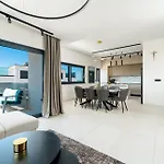 Helena * Makarska